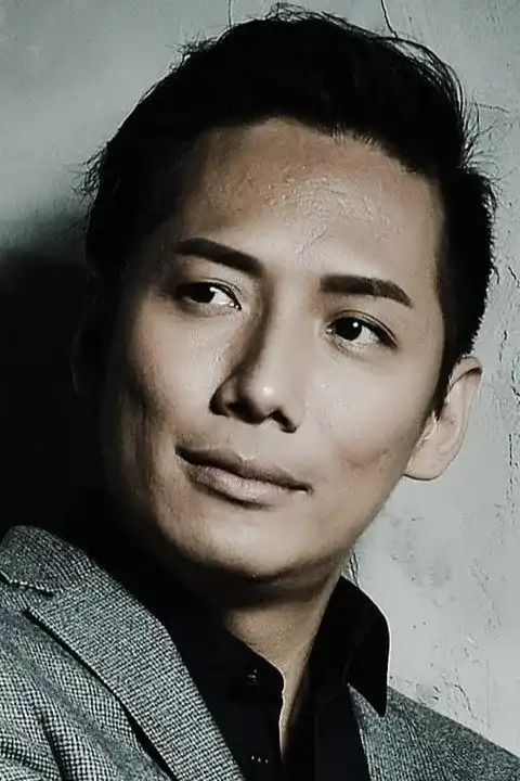 Adam Ip