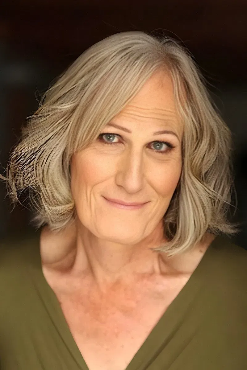 Bobbi Charlton