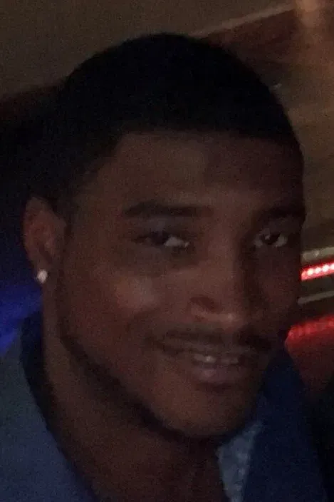 Darcell Scott