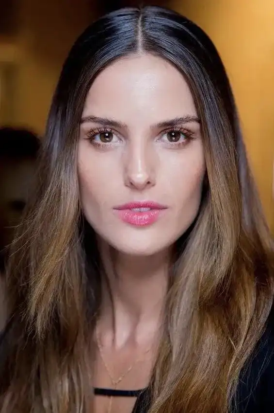 Izabel Goulart