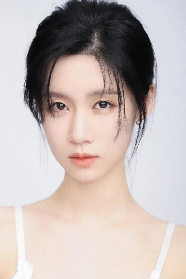 Kang Yifan