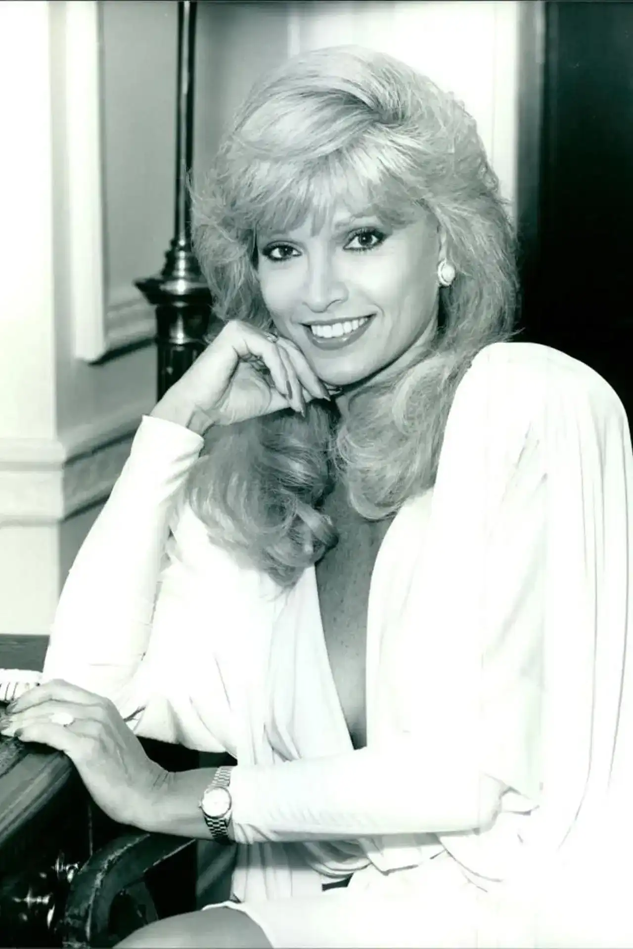 Lois Hamilton