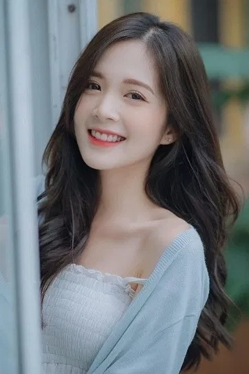 Nguyễn Hoàng Ngọc Huyền