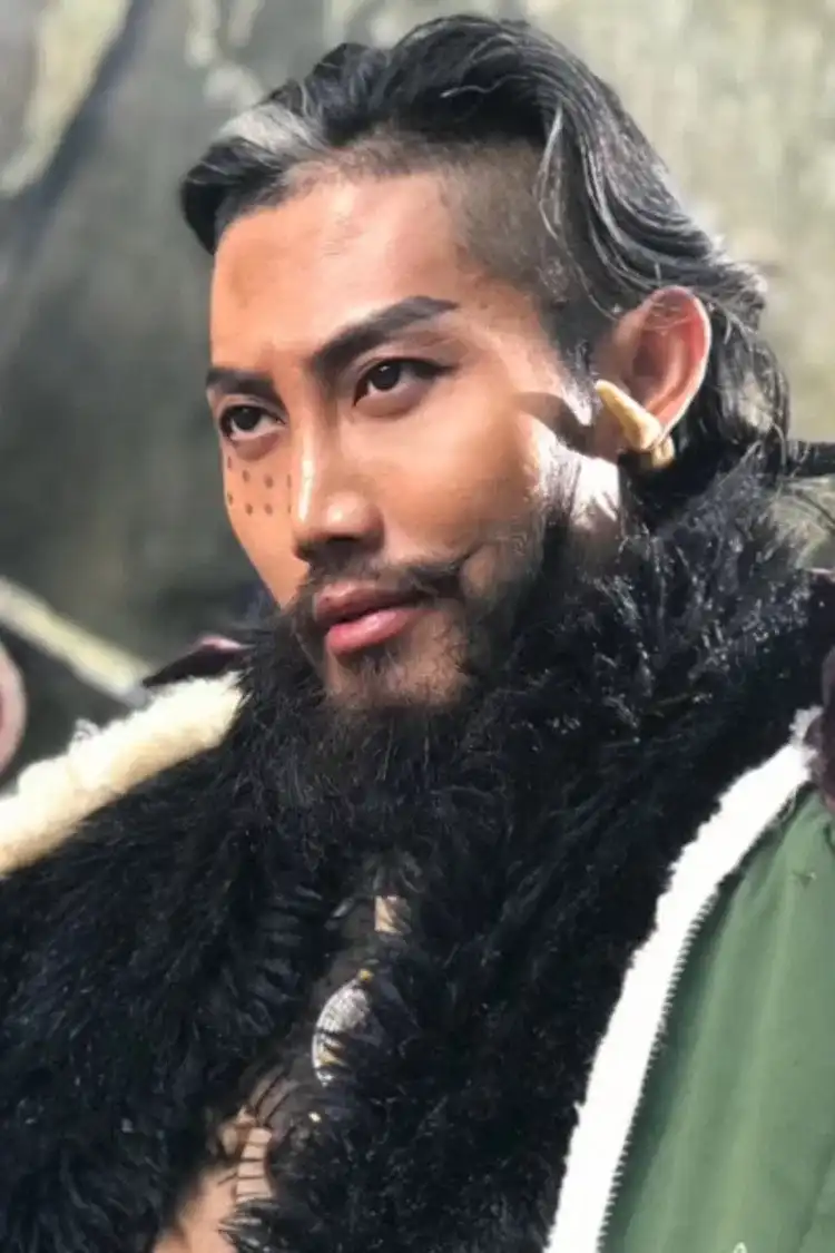Tong Hu