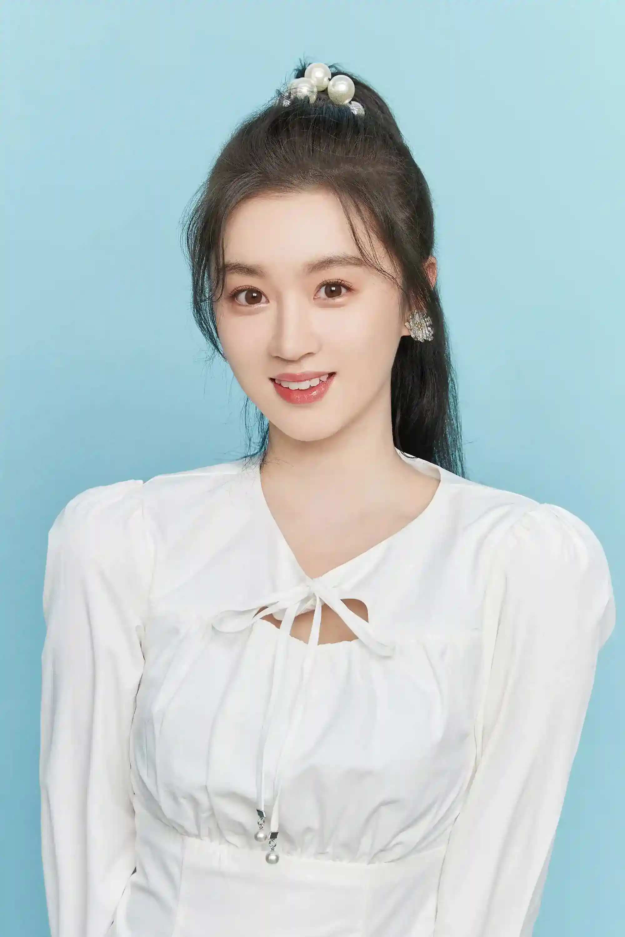 Yuan Yi