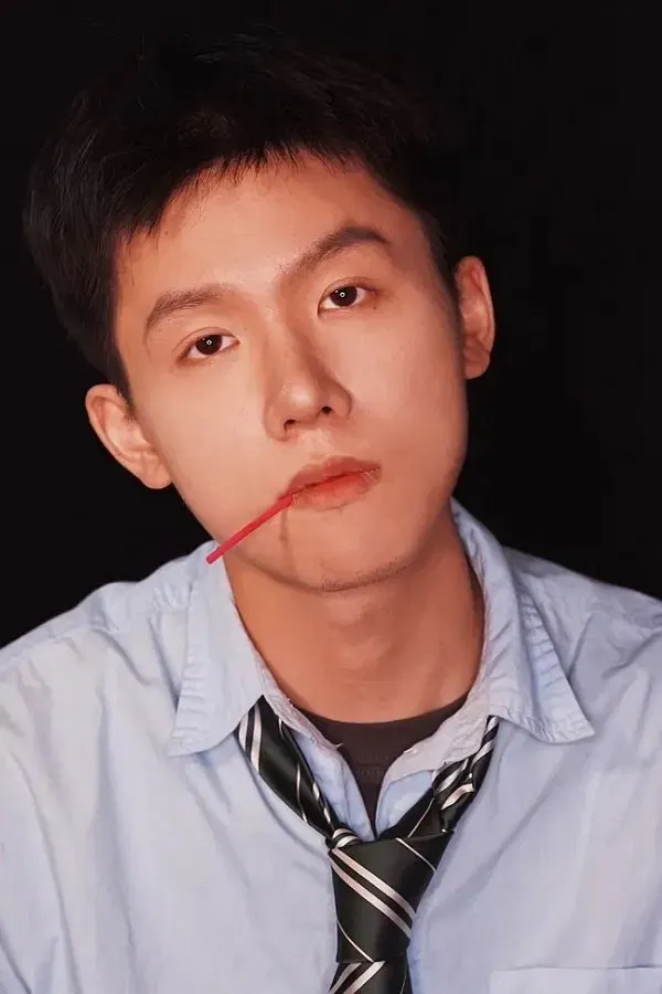 Zeng Huaiyi