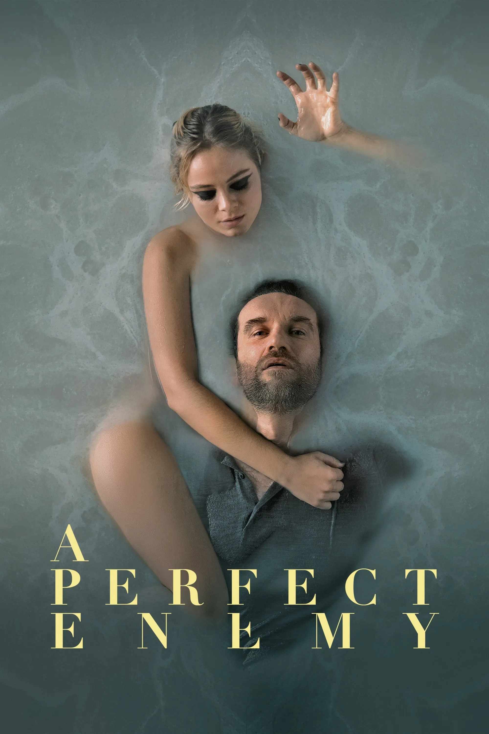 Poster chính thức của phim Phim Tâm Lý, Phim Bí Ẩn "A Perfect Enemy" (A Perfect Enemy - 2021), với sự tham gia của diễn viên Tomasz Kot và Athena Strates.