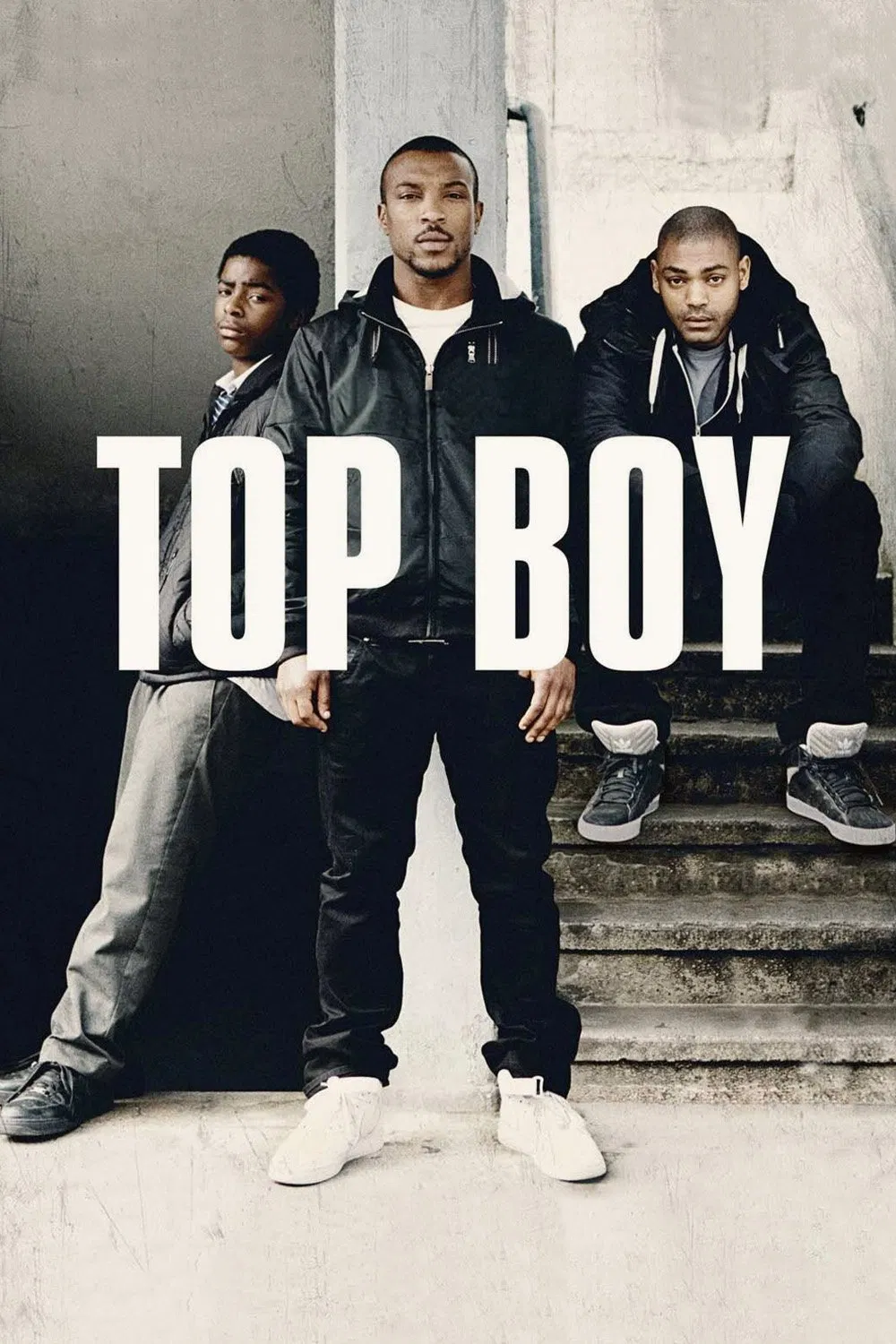 Poster chính thức của phim Phim Tâm Lý "Anh đại: Nhà Chung" (Top Boy - 2011), với sự tham gia của diễn viên Ashley Walters và Sharon Duncan-Brewster.
