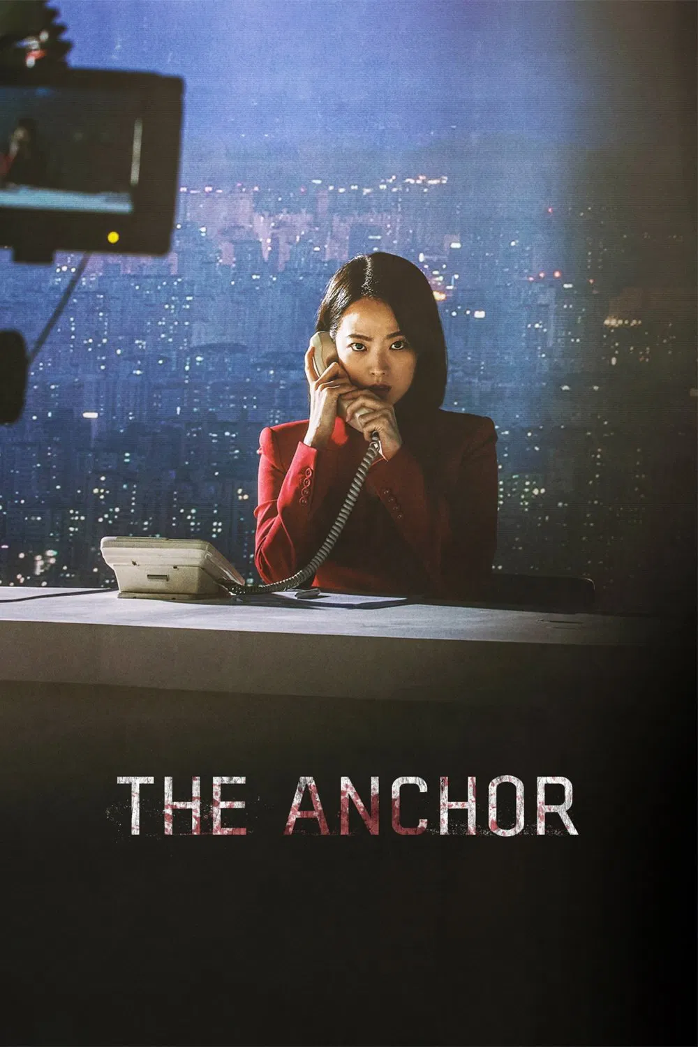 Poster chính thức của phim Phim Giật Gân, Phim Bí Ẩn "Bản Tin Chết" (The Anchor - 2022), với sự tham gia của diễn viên Chun Woo-hee và Shin Ha-kyun.
