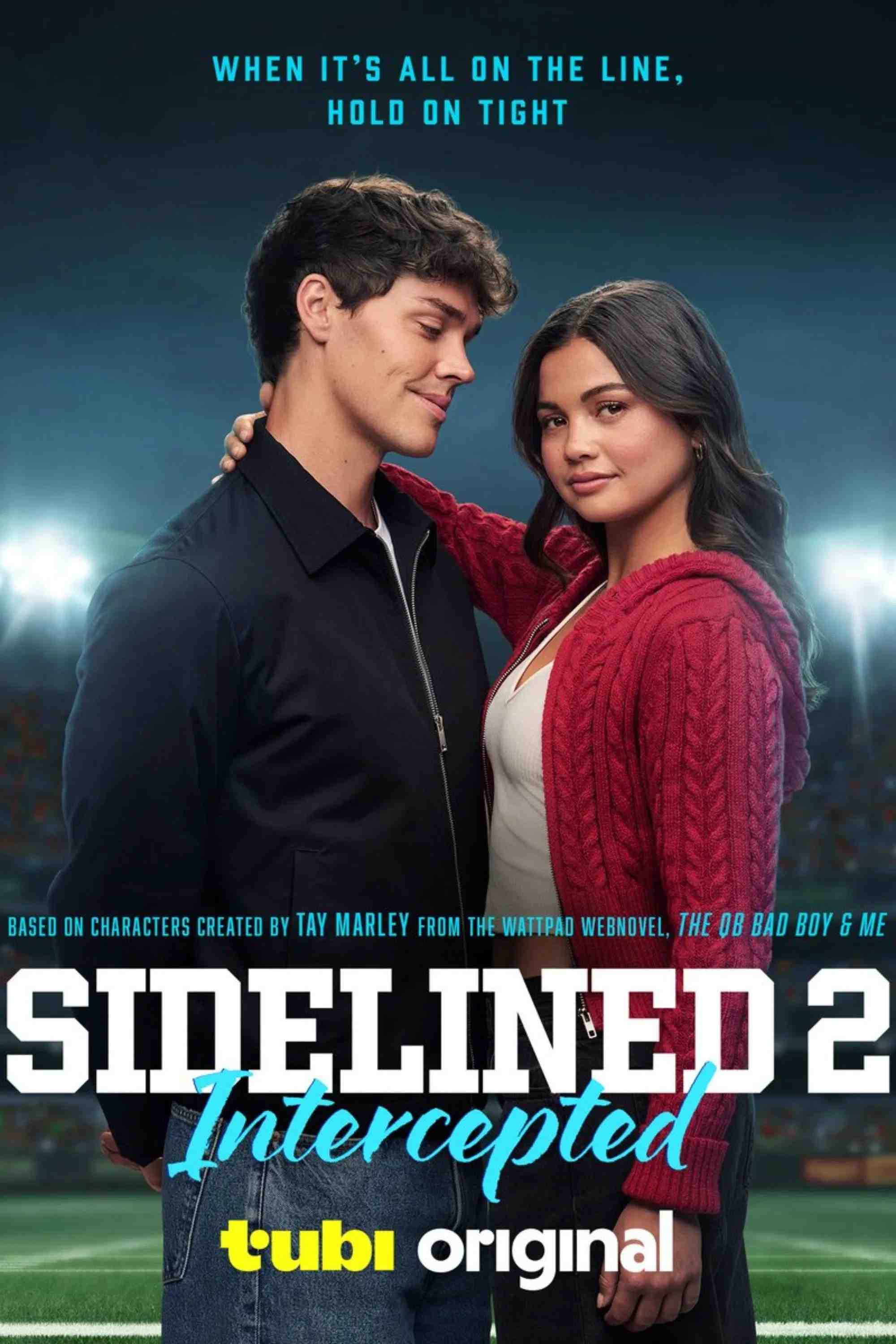 Poster chính thức của phim Phim Tình Cảm, Phim Hài "Bên Lề 2: Pha Chặn Bóng" (Sidelined 2: Intercepted - 2025), với sự tham gia của diễn viên Noah Beck và Siena Agudong.