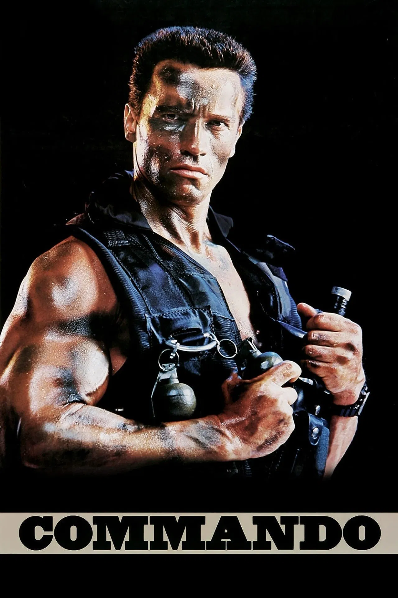 Poster chính thức của phim Phim Hành Động, Phim Phiêu Lưu "Biệt Kích Cứu Con" (Commando - 1985), với sự tham gia của diễn viên Arnold Schwarzenegger và Rae Dawn Chong.