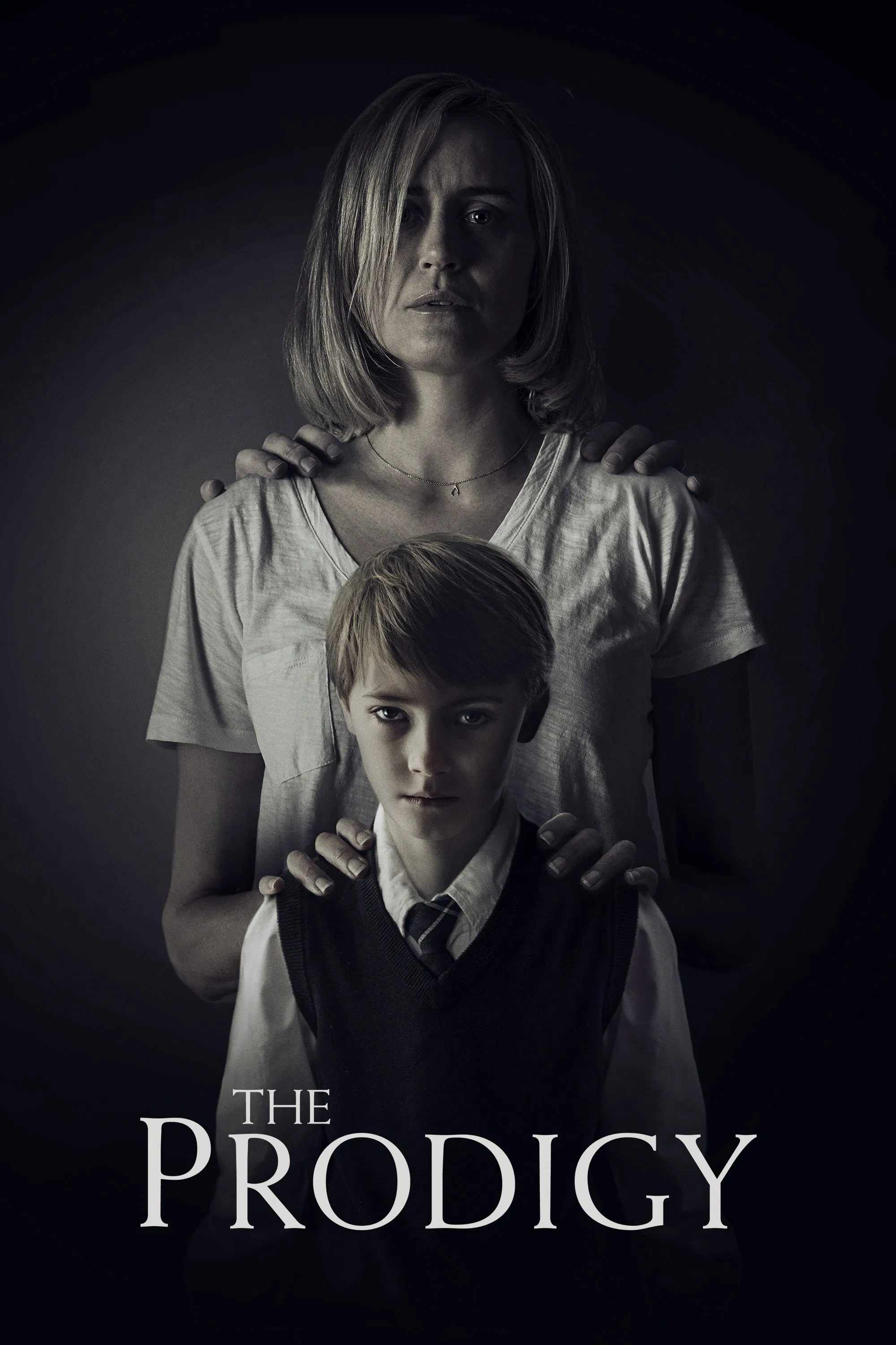 Poster chính thức của phim Phim Kinh Dị, Phim Giật Gân "Cậu Bé Phi Thường" (The Prodigy - 2019), với sự tham gia của diễn viên Taylor Schilling và Jackson Robert Scott.