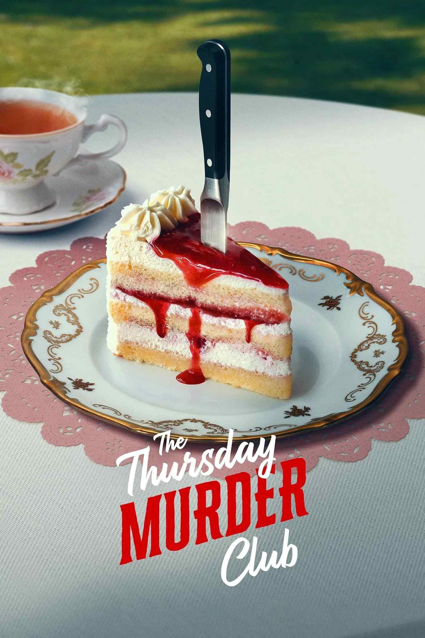 Poster chính thức của phim Phim Hài, Phim Bí Ẩn "Câu Lạc Bộ Án Mạng Ngày Thứ Năm" (The Thursday Murder Club - 2025), với sự tham gia của diễn viên Helen Mirren và Pierce Brosnan.