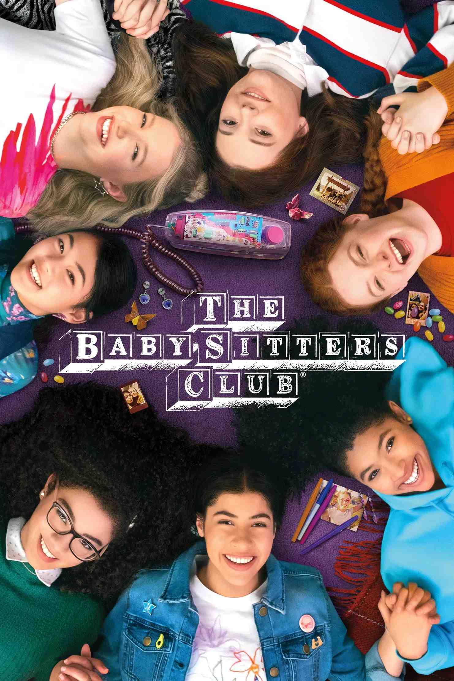 Poster chính thức của phim Phim Thiếu Nhi "Câu Lạc Bộ Trông Trẻ (Phần 1)" (The Baby-Sitters Club - 2020), với sự tham gia của diễn viên Sophie Grace và Momona Tamada.