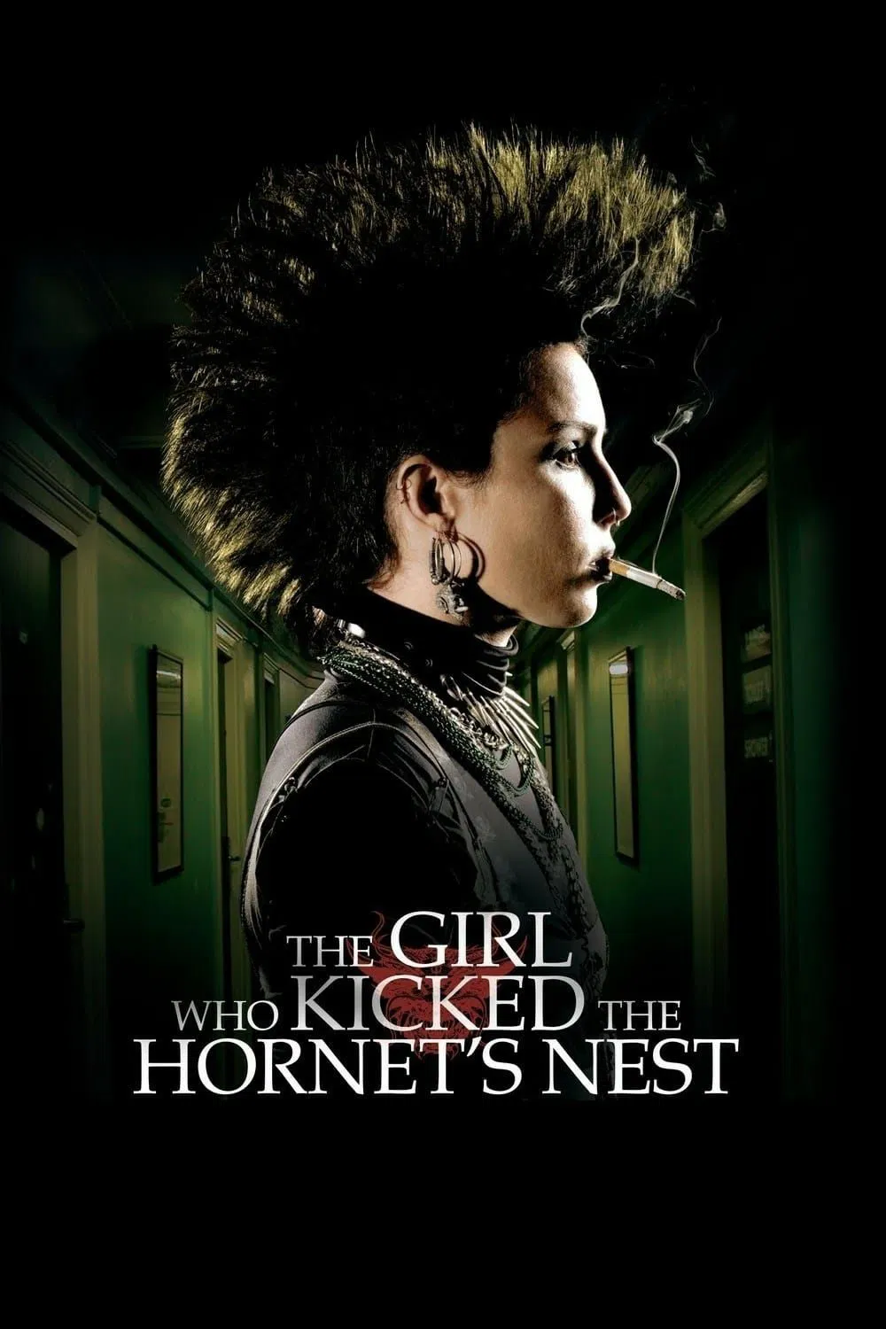 Poster chính thức của phim Phim Hành Động, Phim Giật Gân "Cô Gái Chọc Tổ Ong Bầu" (The Girl Who Kicked the Hornet's Nest - 2009), với sự tham gia của diễn viên Michael Nyqvist và Noomi Rapace.