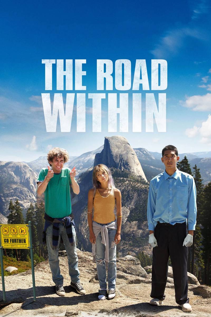 Poster chính thức của phim Phim Hài, Phim Tâm Lý "Con Đường Phía Trước" (The Road Within - 2014), với sự tham gia của diễn viên Robert Sheehan và Dev Patel.