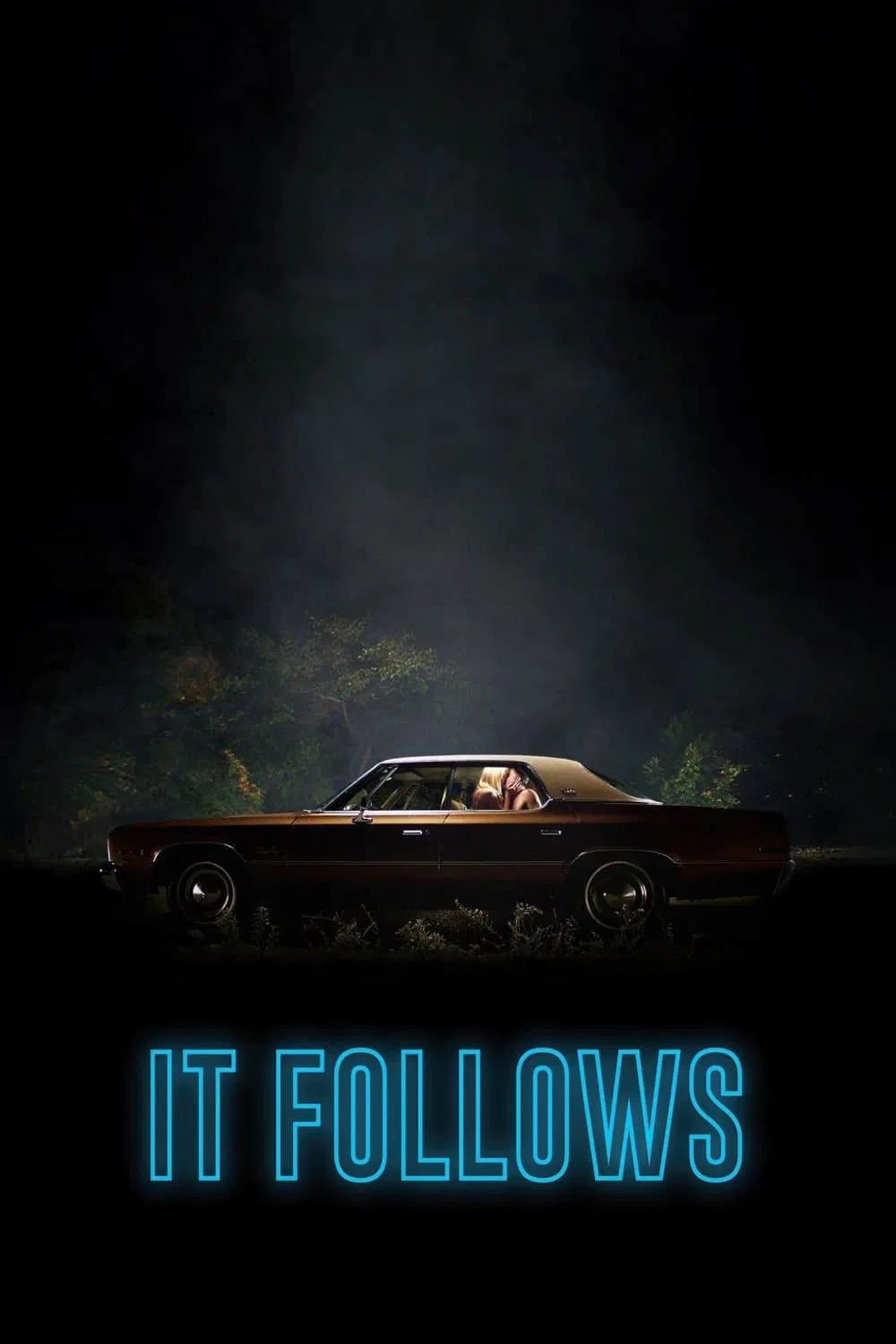 Poster chính thức của phim Phim Kinh Dị, Phim Bí Ẩn "Cuộc Đi Săn Của Quỷ" (It Follows - 2015), với sự tham gia của diễn viên Maika Monroe và Keir Gilchrist.