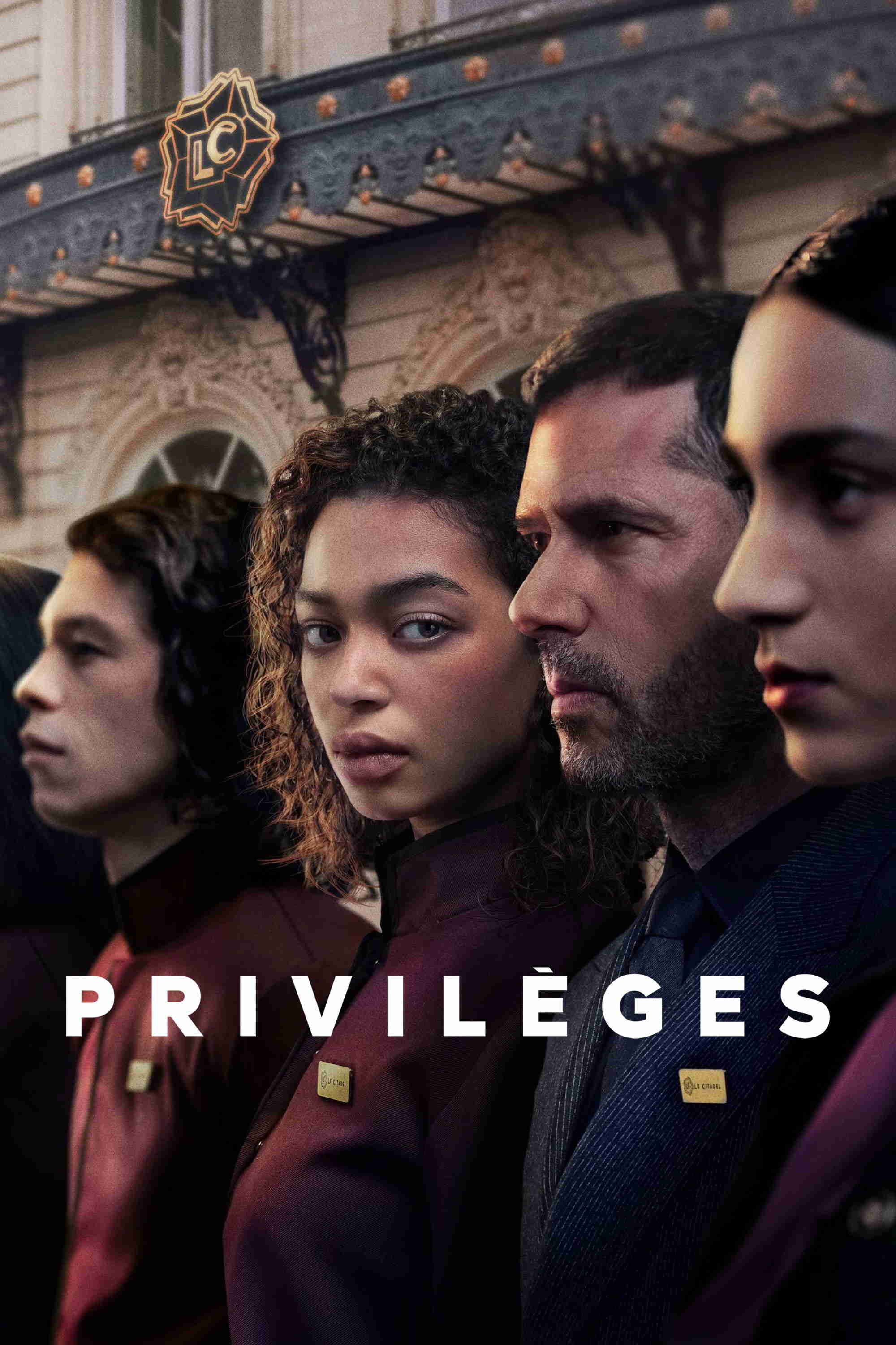 Poster chính thức của phim Phim Tâm Lý, Phim Bí Ẩn "Đặc Quyền (Privilèges)" (Privileges - 2026), với sự tham gia của diễn viên Manon Bresch và Melvil Poupaud.