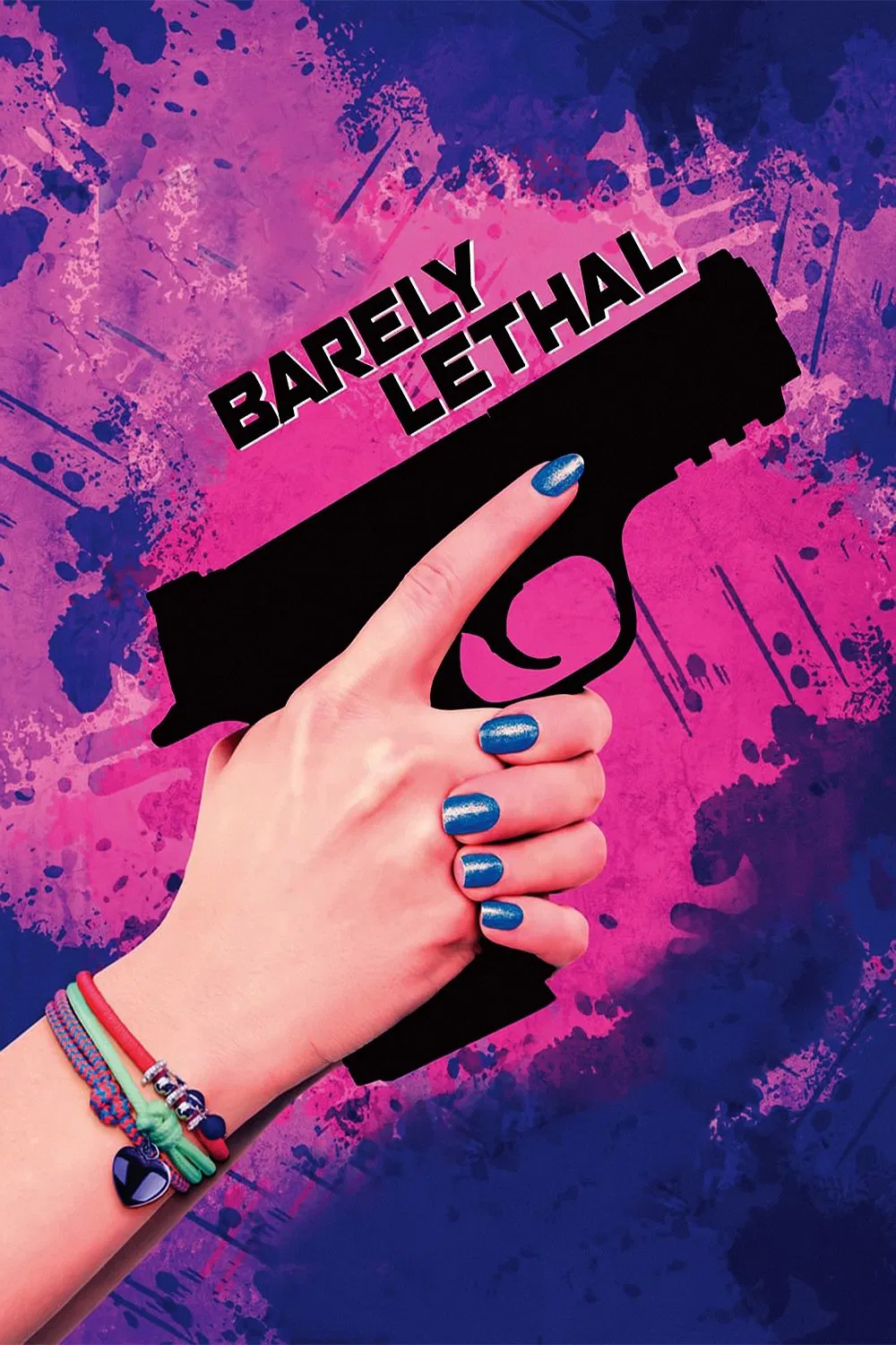Poster chính thức của phim Phim Hành Động, Phim Hài "Đặc Vụ Ku-te" (Barely Lethal - 2015), với sự tham gia của diễn viên Hailee Steinfeld và Sophie Turner.