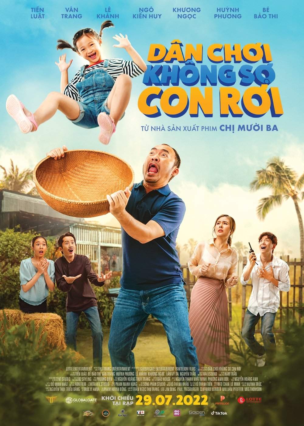 Poster chính thức của phim Phim Gia Đình, Phim Hài "Dân Chơi Không Sợ Con Rơi" (My Father is a Playboy - 2022), với sự tham gia của diễn viên Tiến Luật và Huỳnh Phương.
