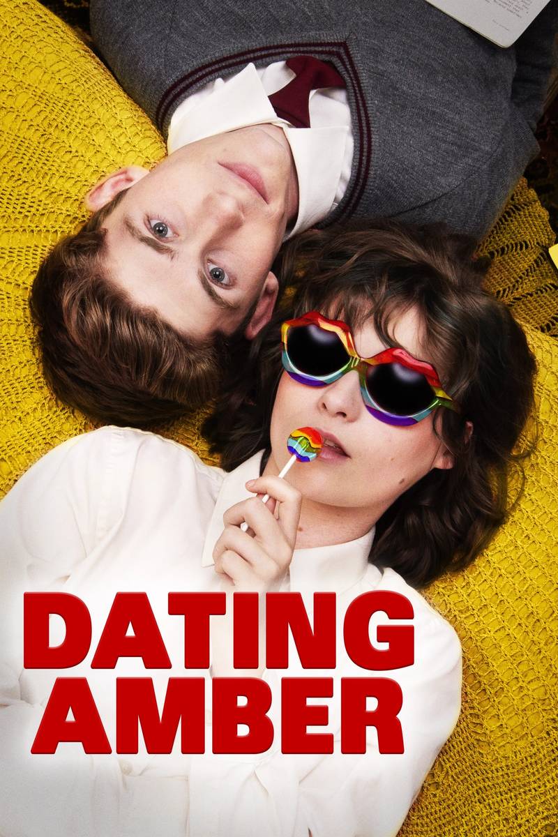 Poster chính thức của phim Phim Hài, Phim Tâm Lý "Dating Amber" (Dating Amber - 2020), với sự tham gia của diễn viên Fionn O'Shea và Lola Petticrew.