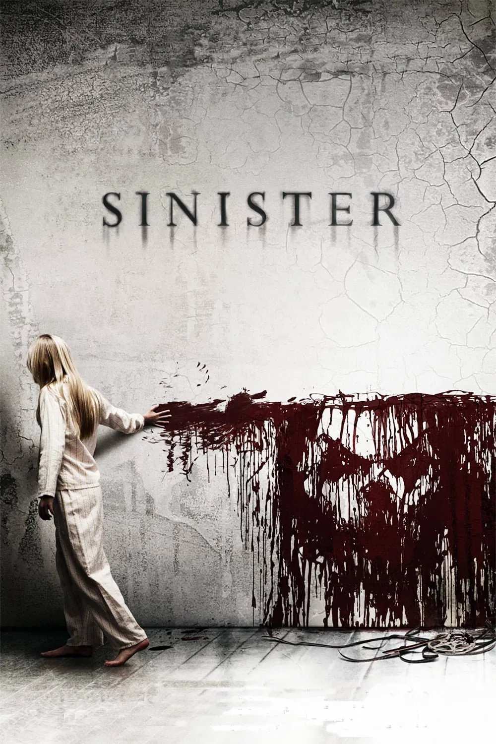 Poster chính thức của phim Phim Kinh Dị, Phim Giật Gân "Điềm Gở" (Sinister - 2012), với sự tham gia của diễn viên Ethan Hawke và Juliet Rylance.