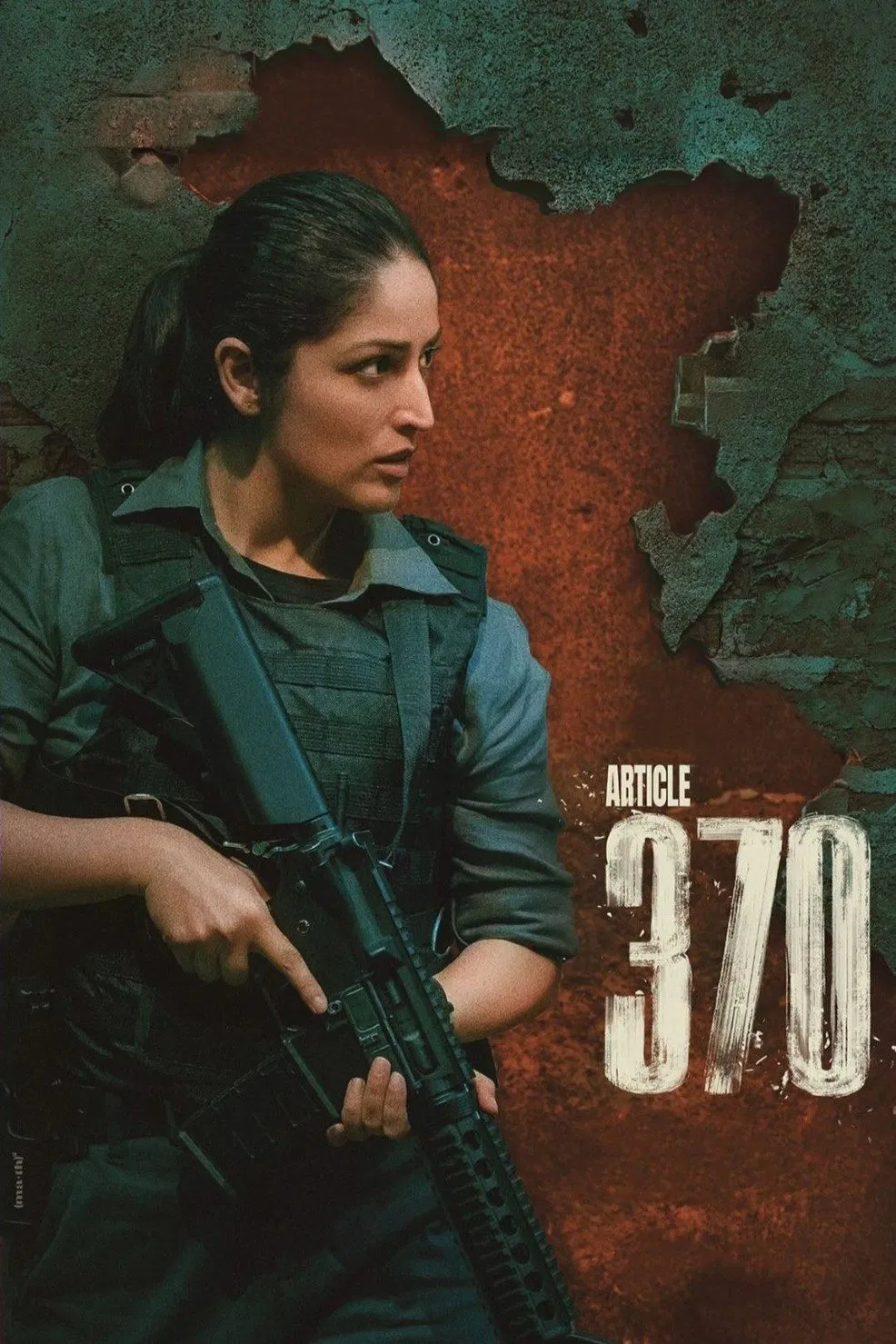 Poster chính thức của phim Phim Hành Động, Phim Giật Gân "Điều 370" (Article 370 - 2024), với sự tham gia của diễn viên Yami Gautam và Priyamani.