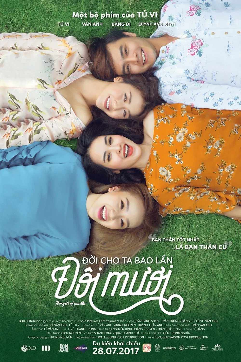 Poster chính thức của phim Phim Gia Đình, Phim Hài "Đời Cho Ta Bao Lần Đôi Mươi" (The Gift of Youth - 2017), với sự tham gia của diễn viên Văn Anh và Băng Di.