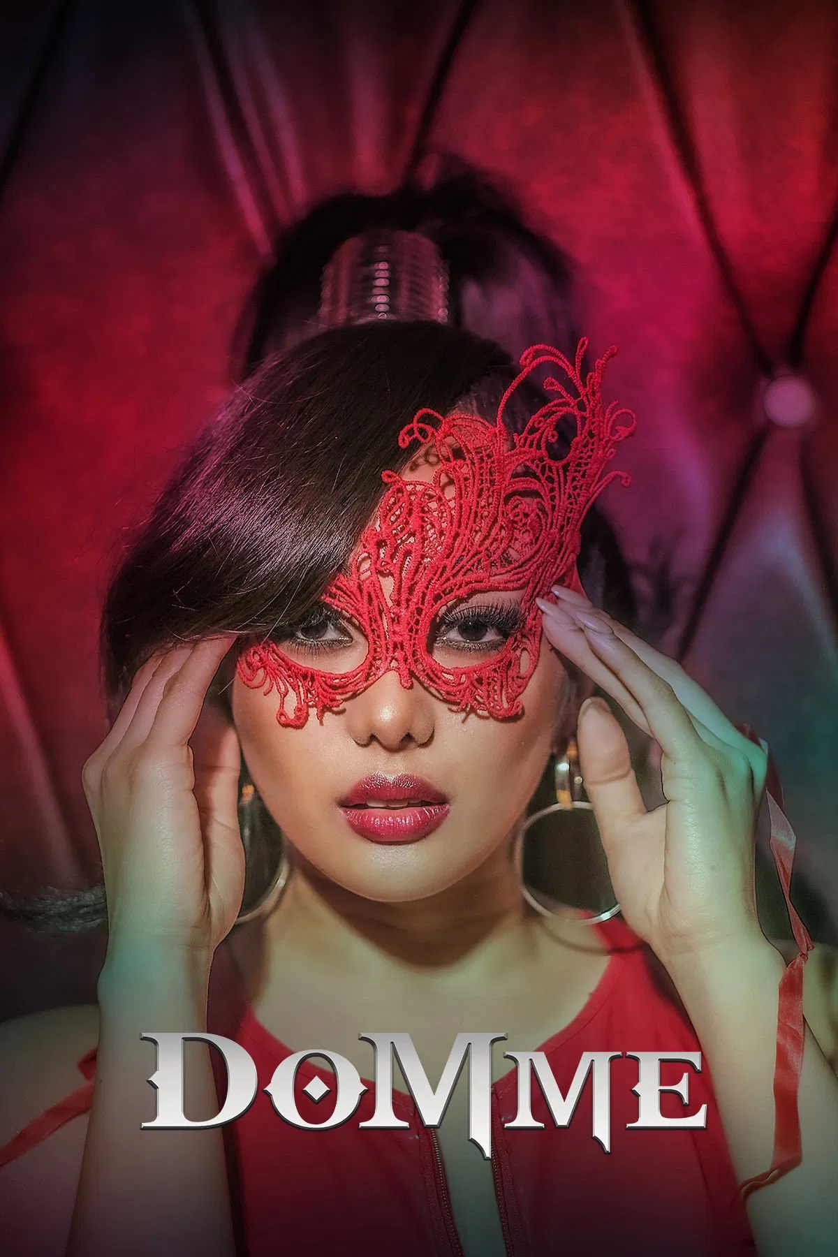 Poster chính thức của phim Phim Tâm Lý "Domme" (Domme - 2023), với sự tham gia của diễn viên Ava Mendez và Ali Asistio.