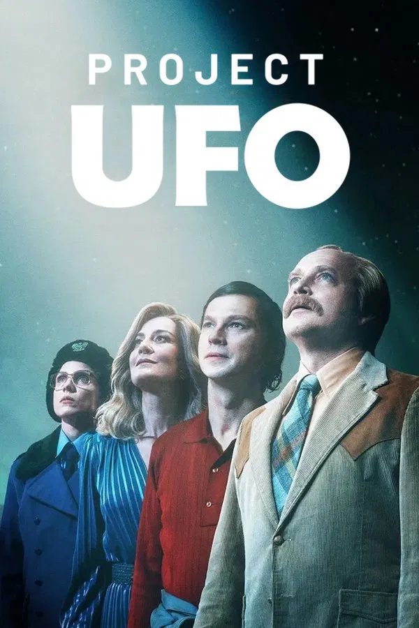 Poster chính thức của phim Phim Hài, Phim Tâm Lý "Dự Án UFO" (Project UFO - 2025), với sự tham gia của diễn viên Piotr Adamczyk và Mateusz Kościukiewicz.