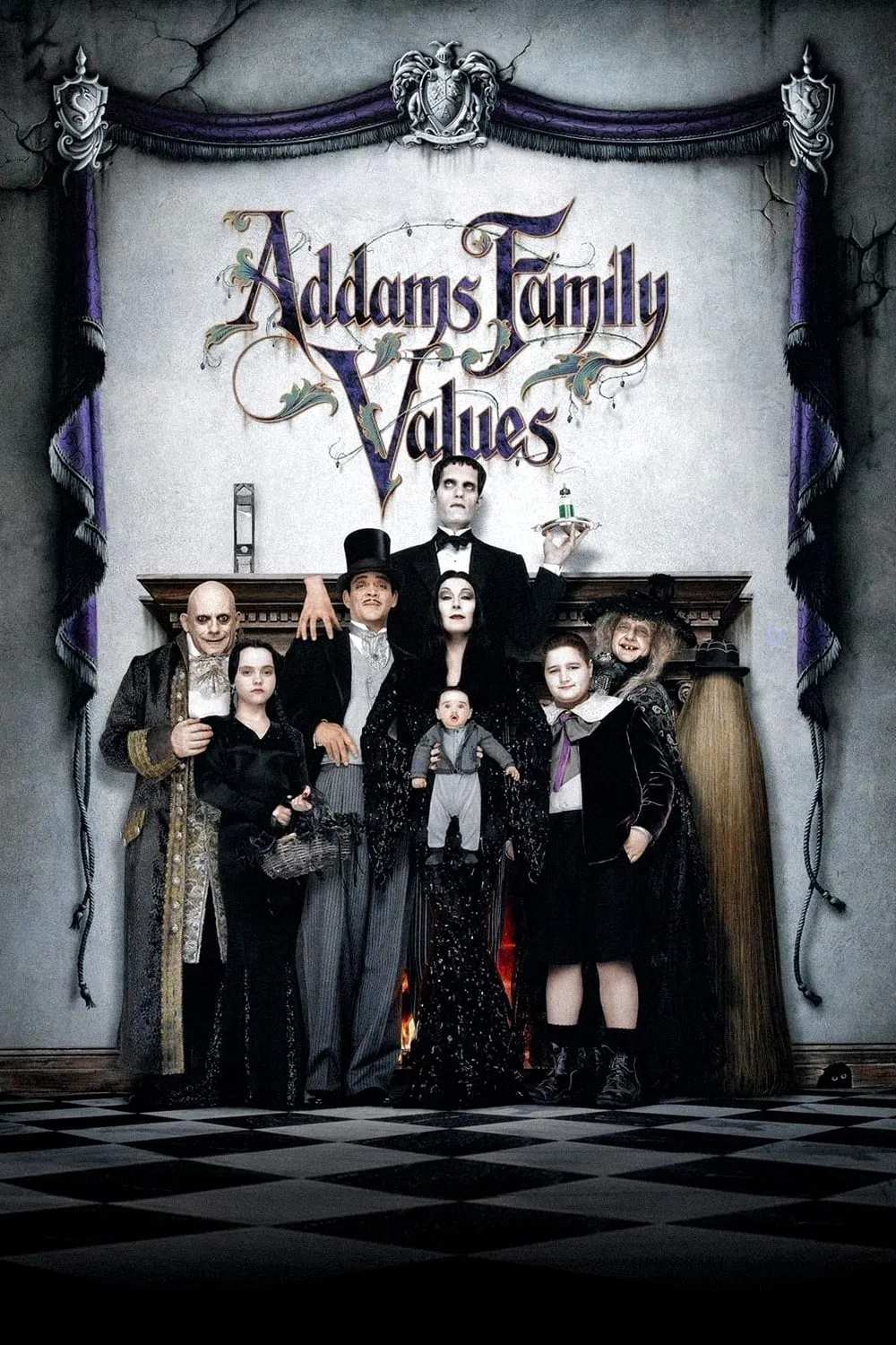 Poster chính thức của phim Phim Hài, Phim Gia Đình "Gia đình Addams 2" (Addams Family Values - 1993), với sự tham gia của diễn viên Anjelica Huston và Raúl Juliá.