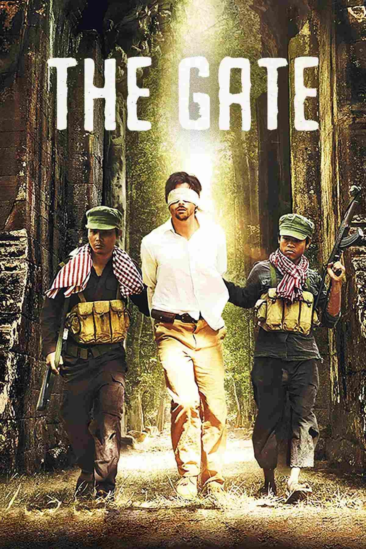 Poster chính thức của phim Phim Tâm Lý "Giờ Thú Tội" (The Gate - 2014), với sự tham gia của diễn viên Raphaël Personnaz và Phoeung Kompheak.