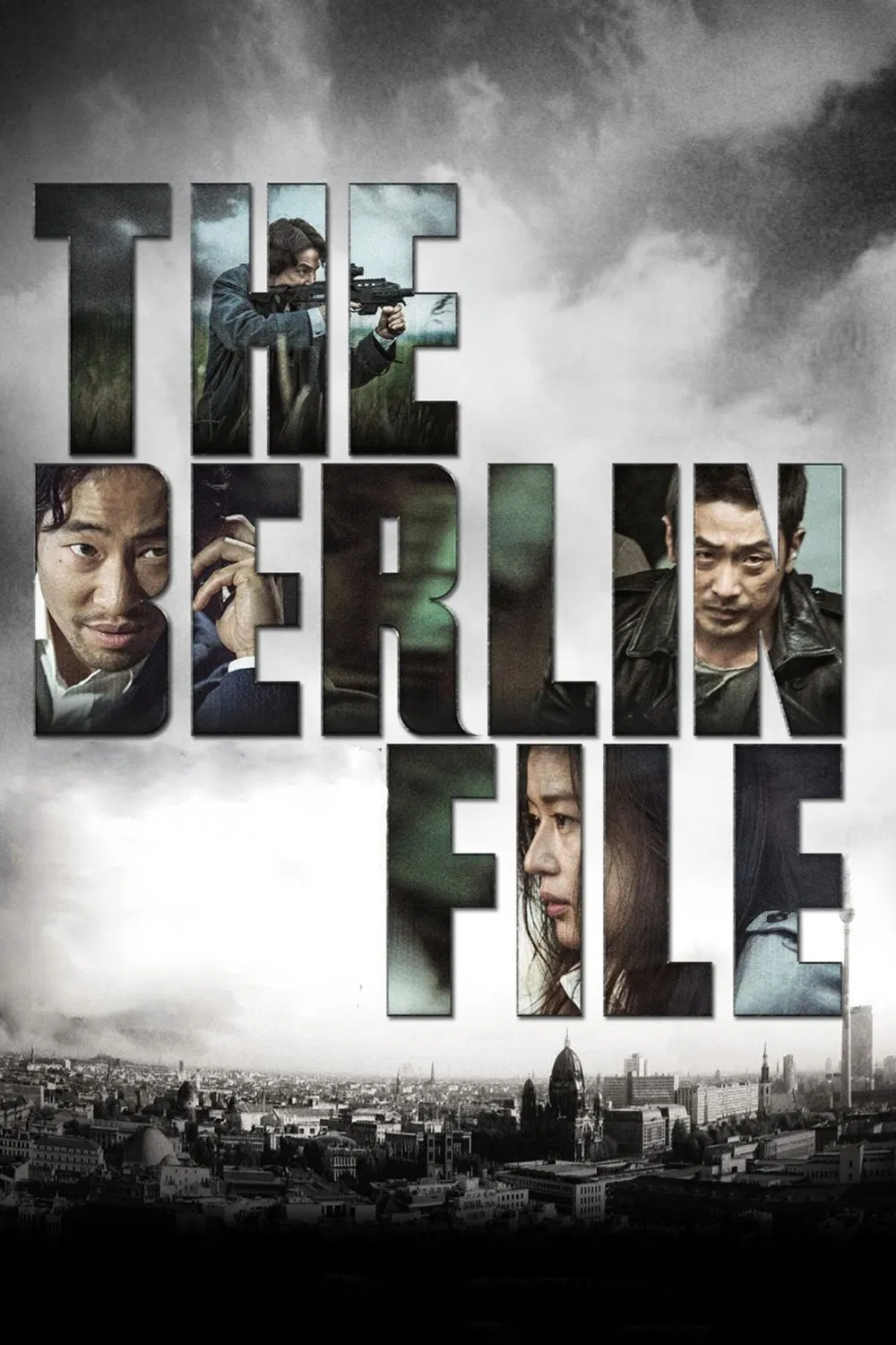 Poster chính thức của phim Phim Hành Động, Phim Giật Gân "Hồ Sơ Bá Linh" (The Berlin File - 2013), với sự tham gia của diễn viên Ha Jung-woo và Han Suk-kyu.