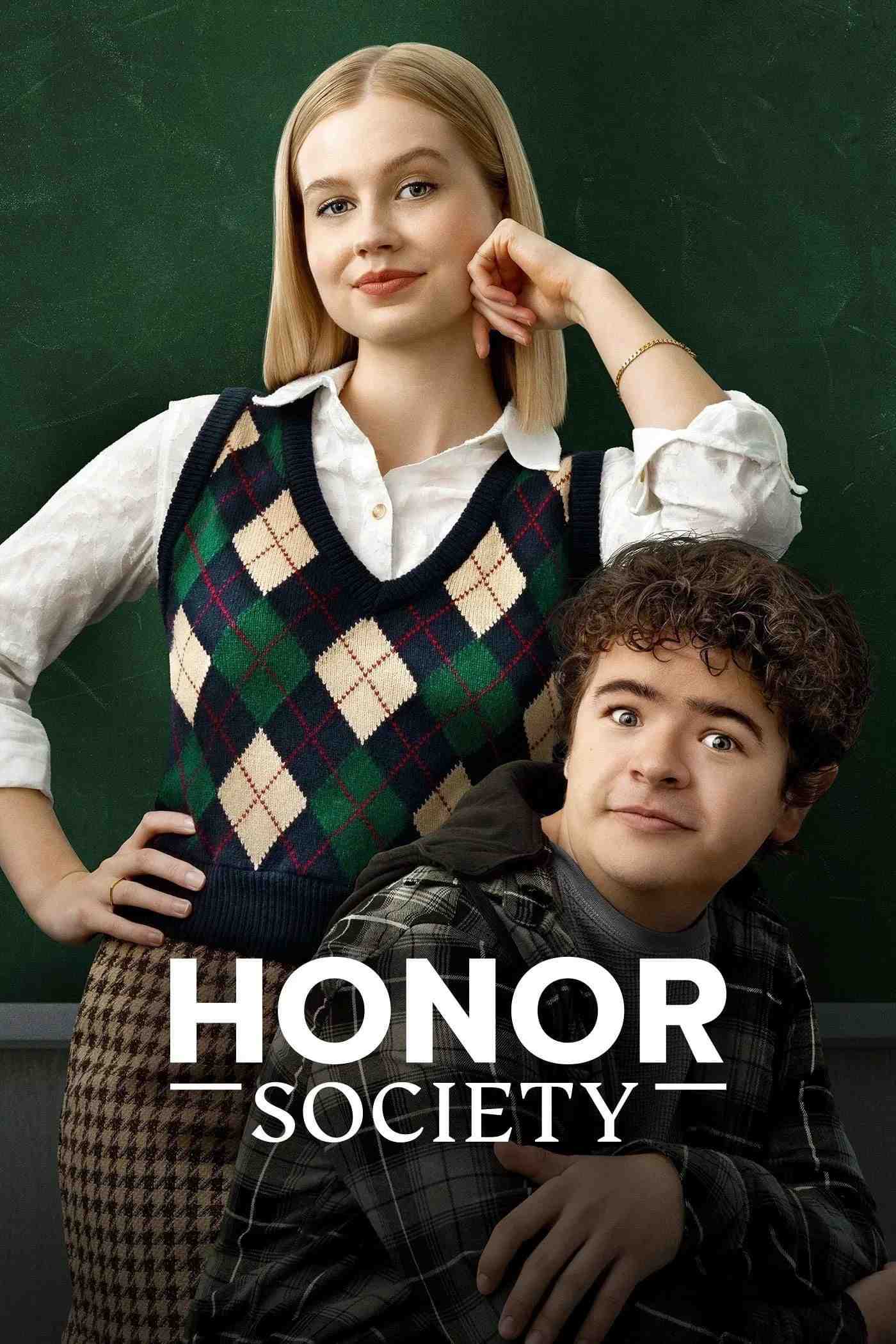 Poster chính thức của phim Phim Hài "Honor Society" (Honor Society - 2022), với sự tham gia của diễn viên Angourie Rice và Gaten Matarazzo.