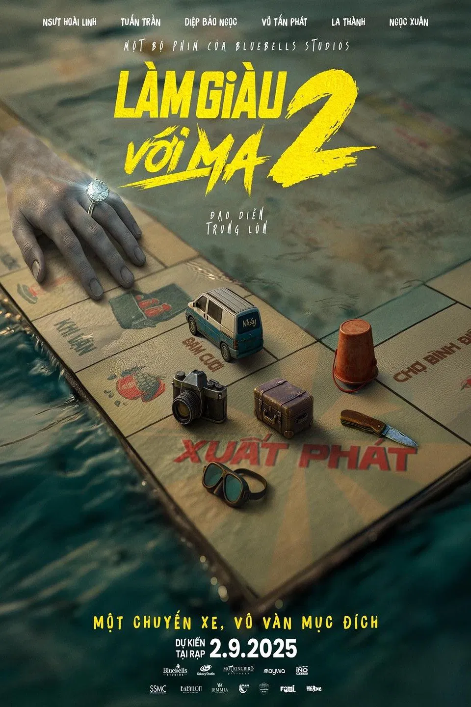Poster chính thức của phim Phim Hài, Phim Giật Gân "Làm Giàu Với Ma 2: Cuộc Chiến Hột Xoàn" (Betting with Ghost 2: The Gem Hunter - 2025), với sự tham gia của diễn viên Tuấn Trần và Diệp Bảo Ngọc.