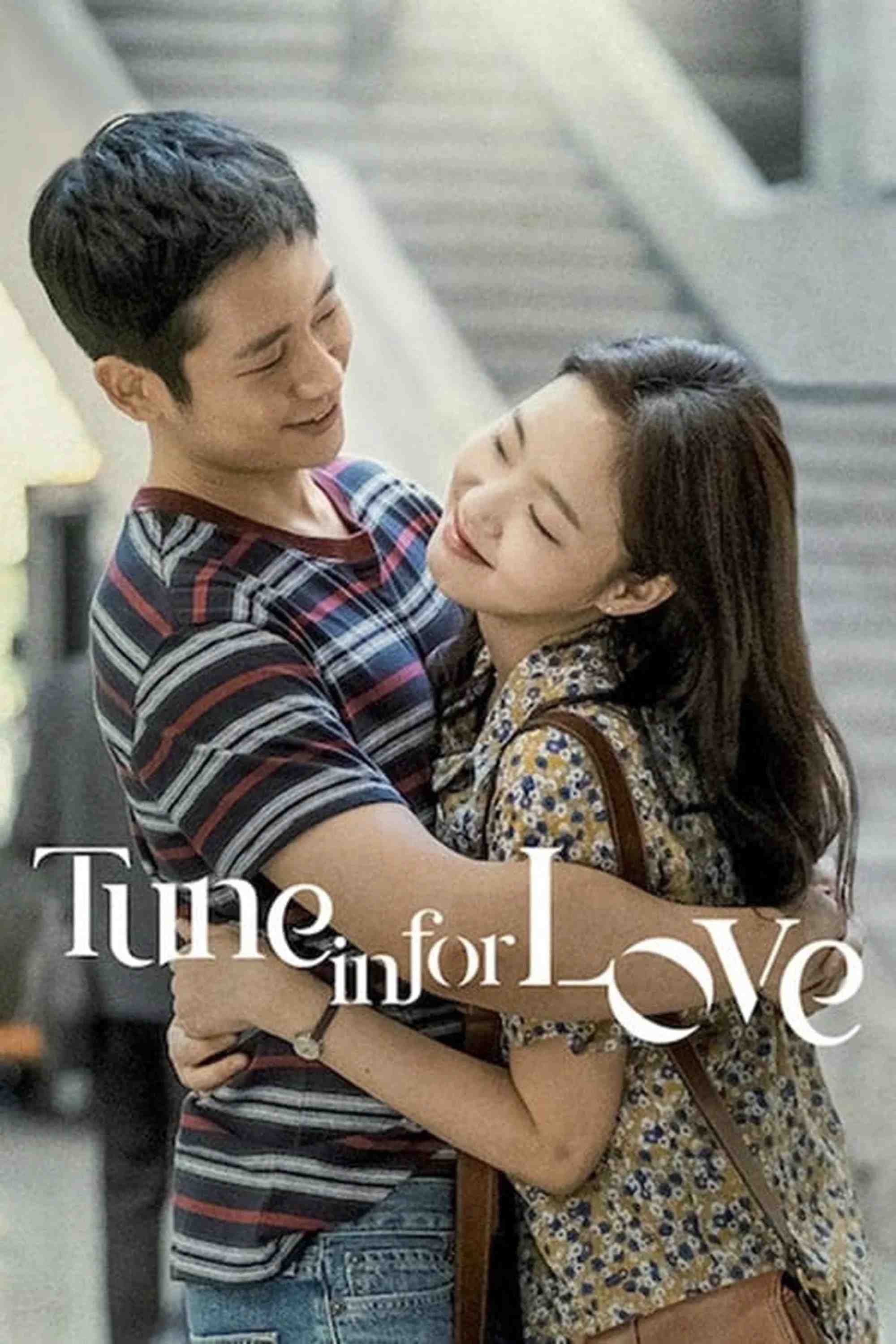 Poster chính thức của phim Phim Tình Cảm, Phim Tâm Lý "Lắng Nghe Giai Điệu Tình Yêu" (Tune in for Love - 2019), với sự tham gia của diễn viên Kim Go-eun và Jung Hae-in.