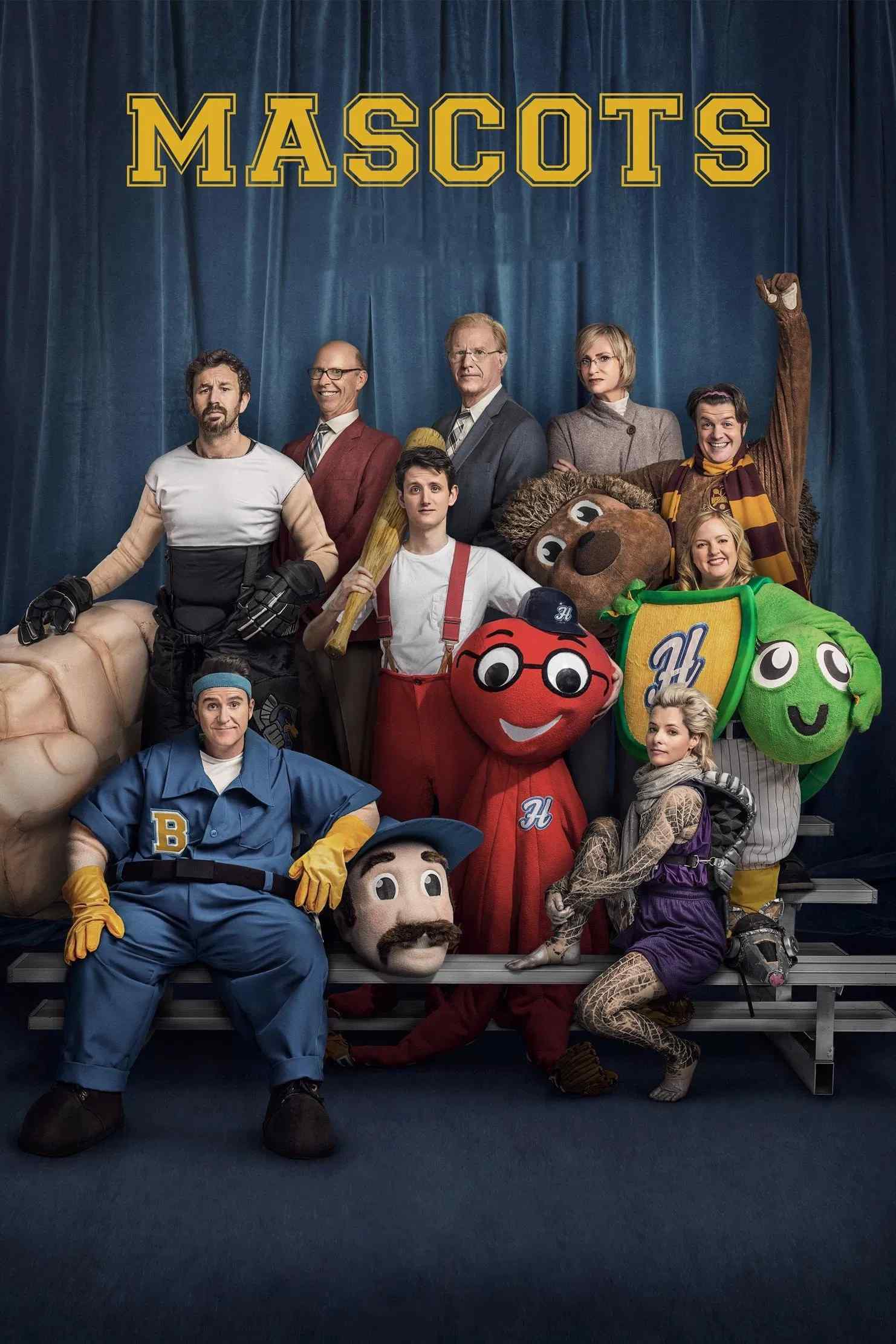 Poster chính thức của phim Phim Hài "Linh Vật" (Mascots - 2016), với sự tham gia của diễn viên Carrie Aizley và Sarah Baker.