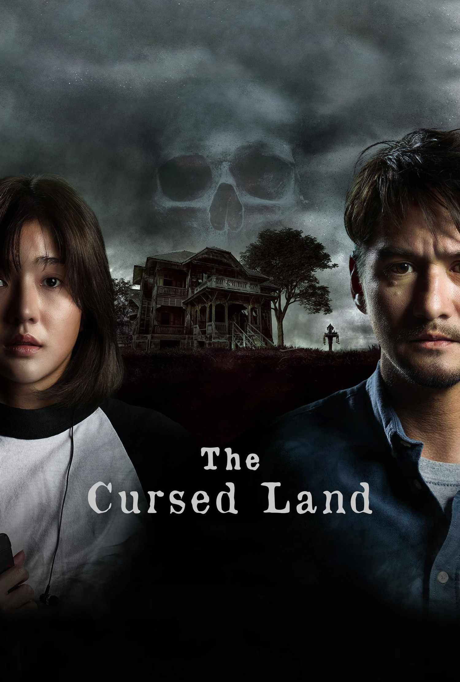 Poster chính thức của phim Phim Kinh Dị, Phim Giật Gân "Vùng Đất Bị Nguyền Rủa" (The Cursed Land - 2024), với sự tham gia của diễn viên Ananda Everingham và Bront Palarae.