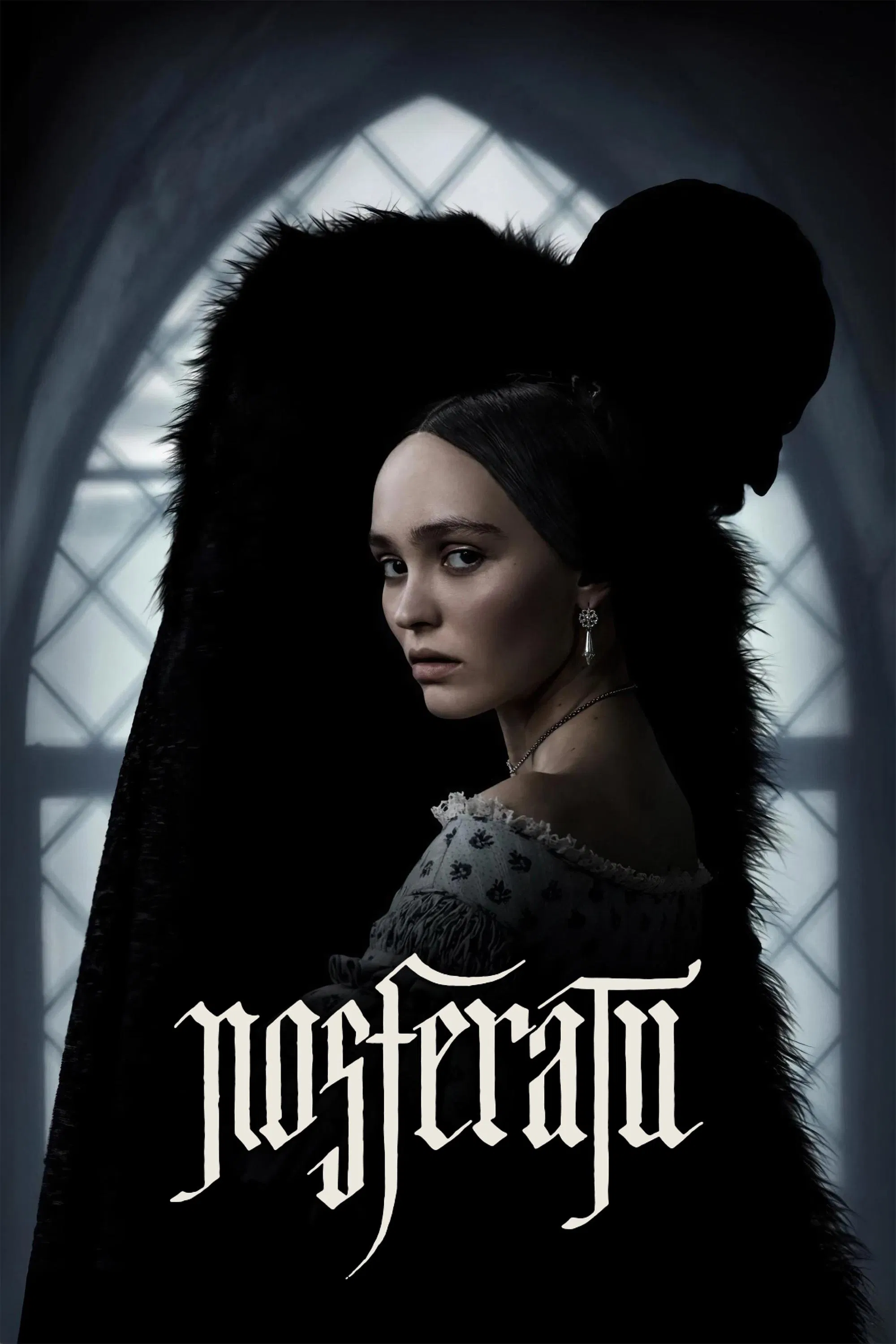 Poster chính thức của phim Phim Kinh Dị, Phim Giả Tượng "Ma Cà Rồng Nosferatu" (Nosferatu - 2024), với sự tham gia của diễn viên Lily-Rose Depp và Nicholas Hoult.