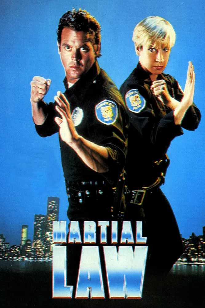 Poster chính thức của phim Phim Hành Động, Phim Hình Sự "Martial Law" (Martial Law - 1990), với sự tham gia của diễn viên Cynthia Rothrock và Chad McQueen.