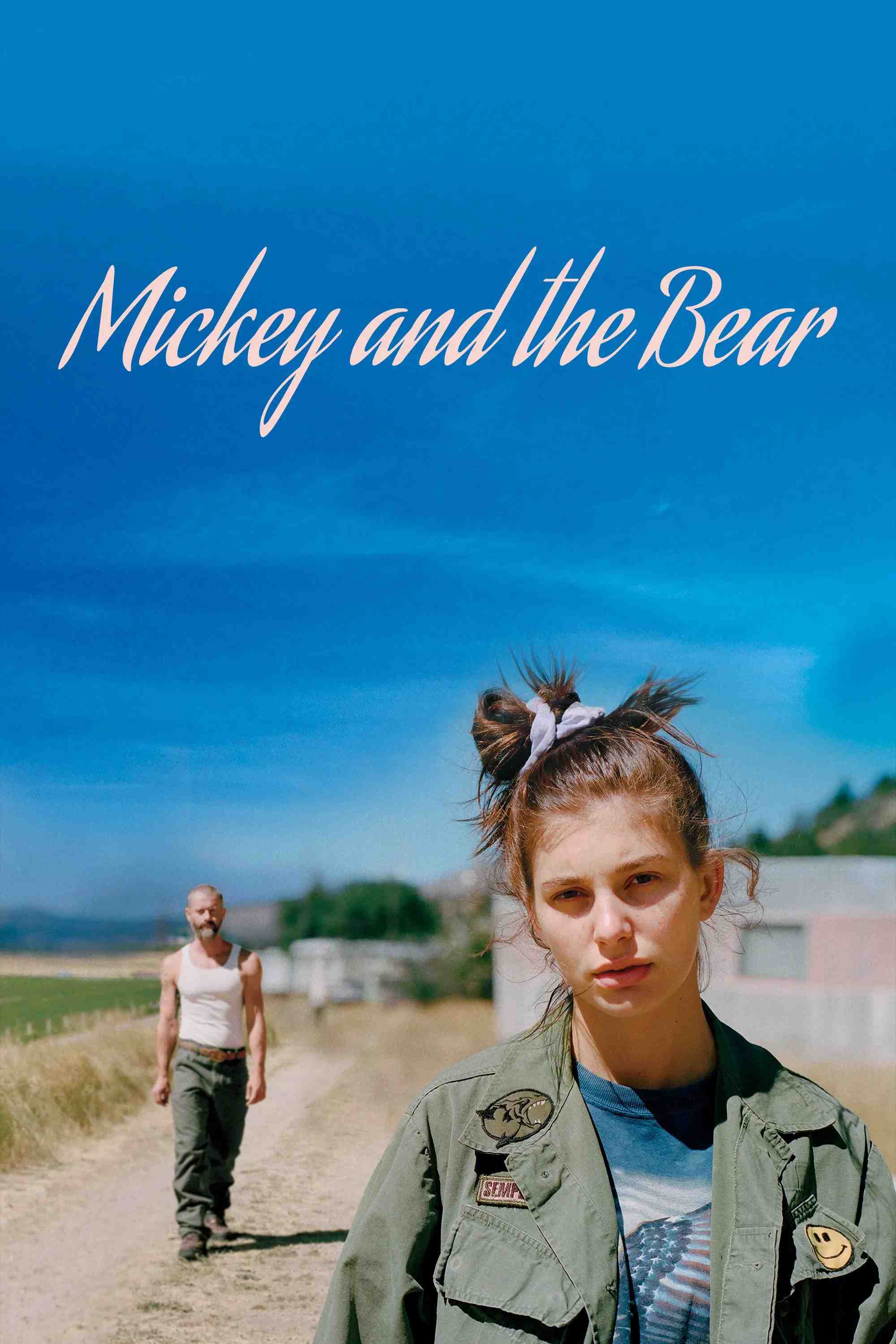 Poster chính thức của phim Phim Tâm Lý "Mickey Mạnh Mẽ" (Mickey and the Bear - 2019), với sự tham gia của diễn viên Camila Morrone và James Badge Dale.