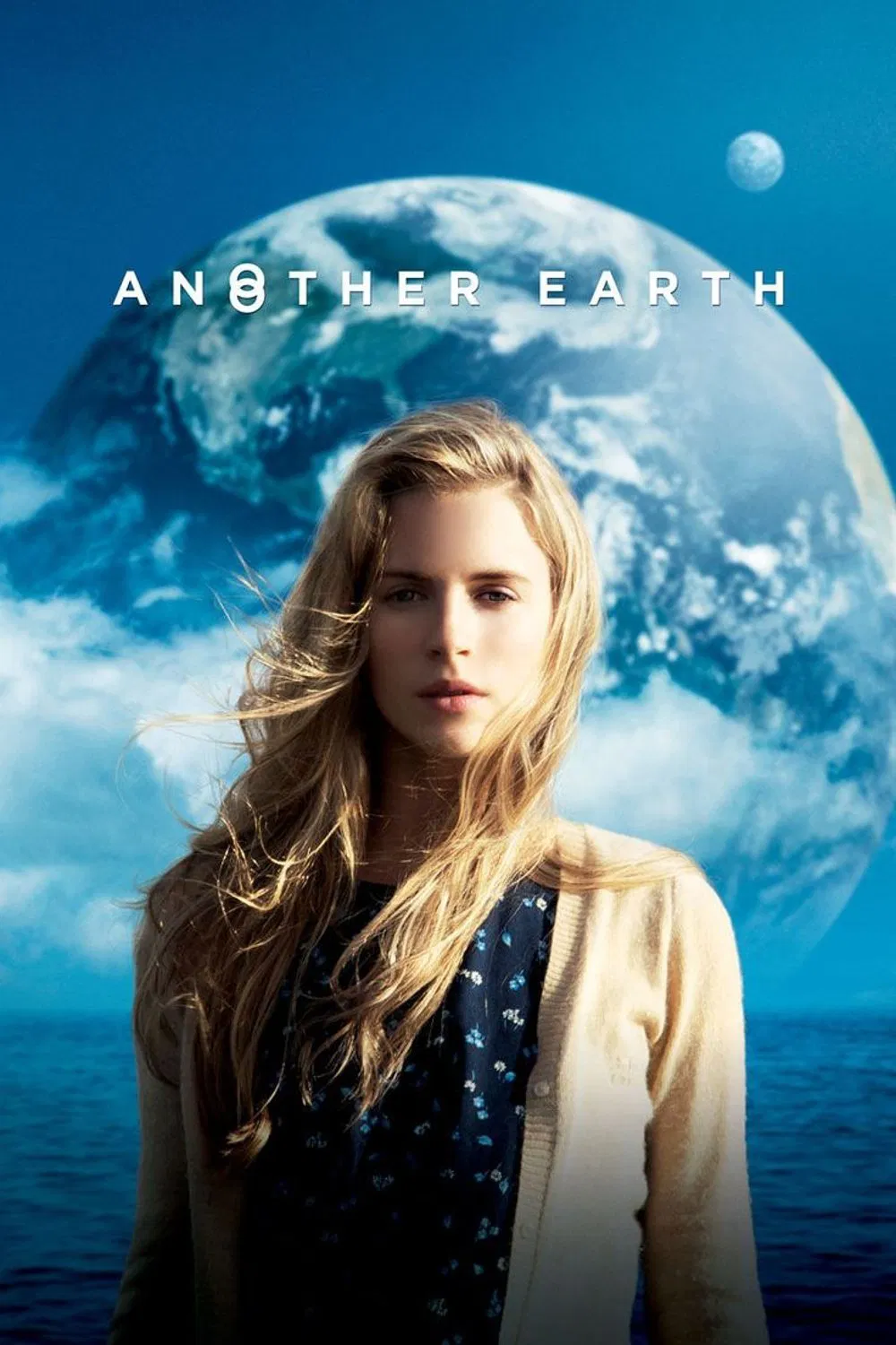 Poster chính thức của phim Phim Tâm Lý, Phim Viễn Tưởng "Một Trái Đất Khác" (Another Earth - 2011), với sự tham gia của diễn viên Brit Marling và William Mapother.