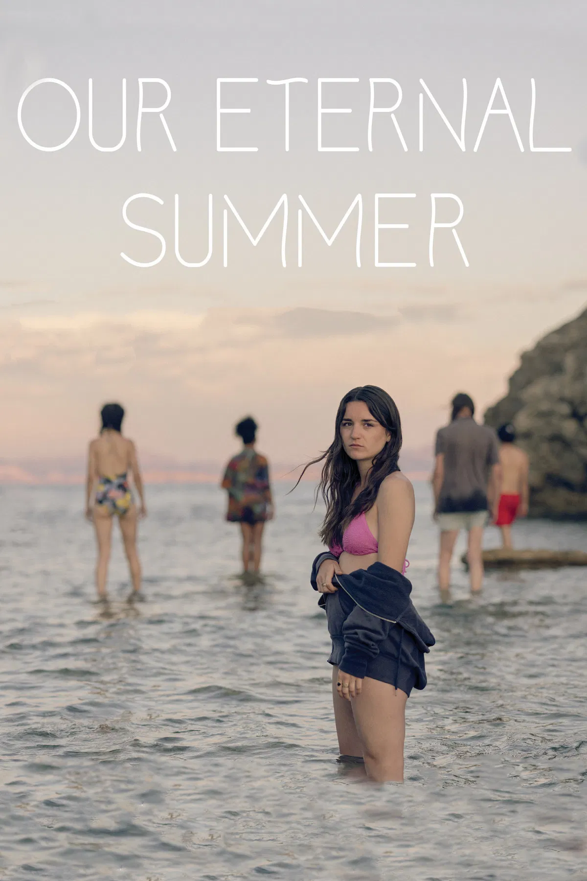 Poster chính thức của phim Phim Tâm Lý "Ngày Hè Bất Tận" (Our Eternal Summer - 2022), với sự tham gia của diễn viên Agathe Talrich và Marcia Feugeas.