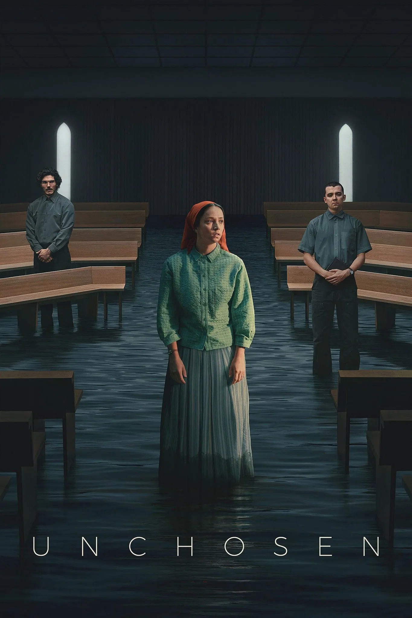 Poster chính thức của phim Phim Tâm Lý "Ngoại đạo" (Unchosen - 2026), với sự tham gia của diễn viên Molly Windsor và Asa Butterfield.