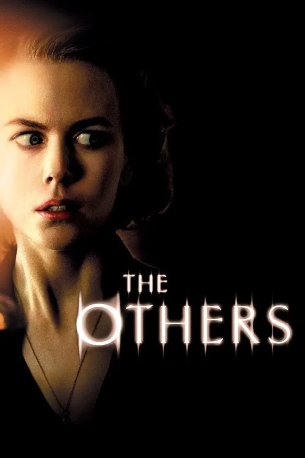Poster chính thức của phim Phim Kinh Dị, Phim Bí Ẩn "Ngôi Nhà Toàn Ma" (The Others - 2001), với sự tham gia của diễn viên Nicole Kidman và Alakina Mann.
