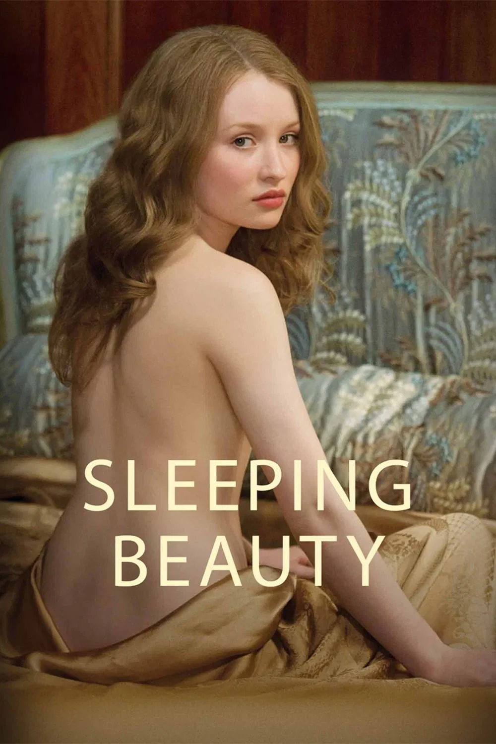 Poster chính thức của phim Phim Tâm Lý, Phim Tình Cảm "Người Đẹp Ngủ Mê" (Sleeping Beauty - 2011), với sự tham gia của diễn viên Emily Browning và Rachael Blake.