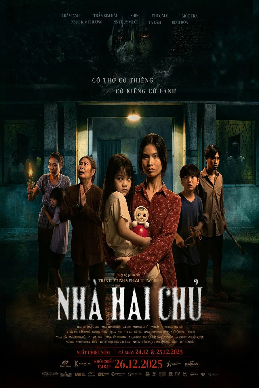 Poster chính thức của phim Phim Kinh Dị "Nhà Hai Chủ" (Whispering Spirit - 2025), với sự tham gia của diễn viên Kim Phương và Kim Hải.
