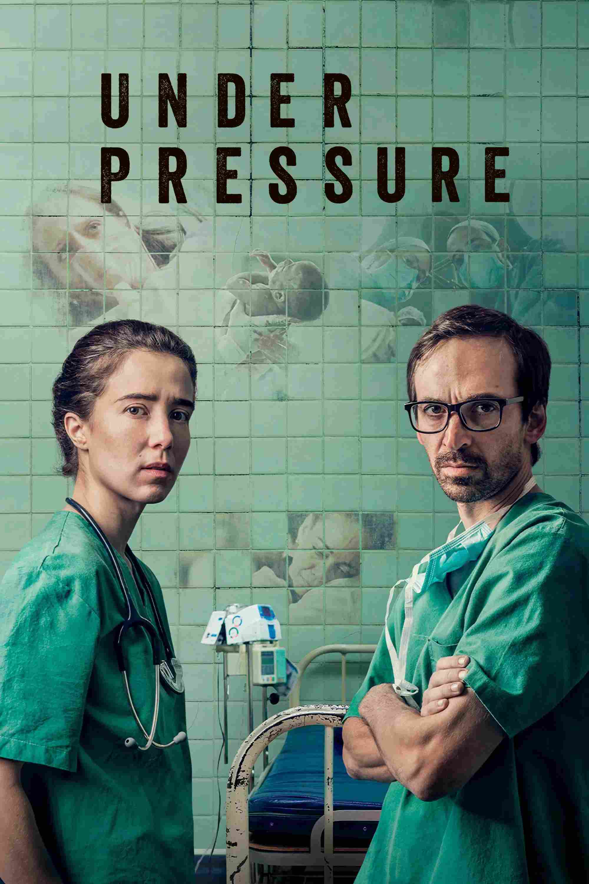 Poster chính thức của phim Phim Tâm Lý "Những Chiến Binh Áo Trắng (Phần 4)" (Under Pressure - 2017), với sự tham gia của diễn viên Júlio Andrade và Marjorie Estiano.
