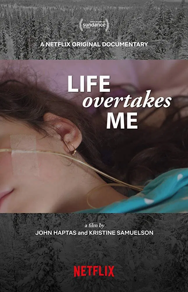 Poster chính thức của phim Phim Tài Liệu "Những Đứa Trẻ Từ Bỏ Cuộc Sống" (Life Overtakes Me - 2019), với sự tham gia của diễn viên Gellert Tamas.