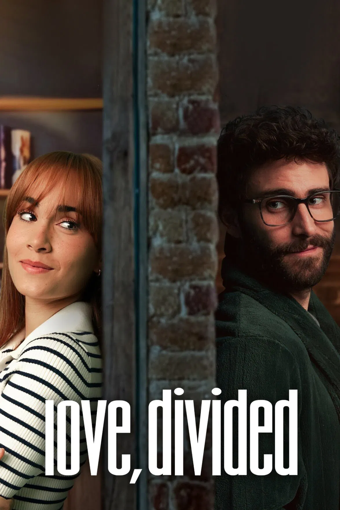 Poster chính thức của phim Phim Tình Cảm, Phim Hài "tình yêu, bên kia bức tường" (Love, Divided - 2024), với sự tham gia của diễn viên Aitana và Fernando Guallar.